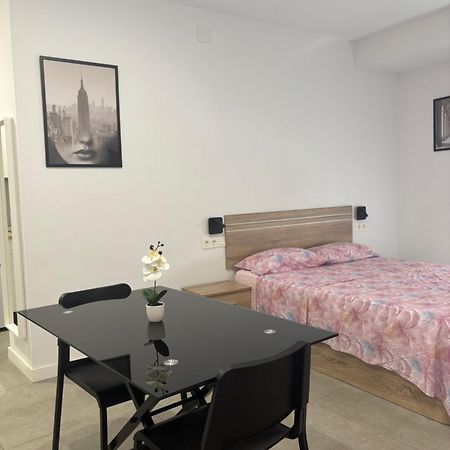 Estupendo Piso A 5 Min De La Estacion De Bus Y Tren Maria Zambrano Apartment Малага Екстериор снимка