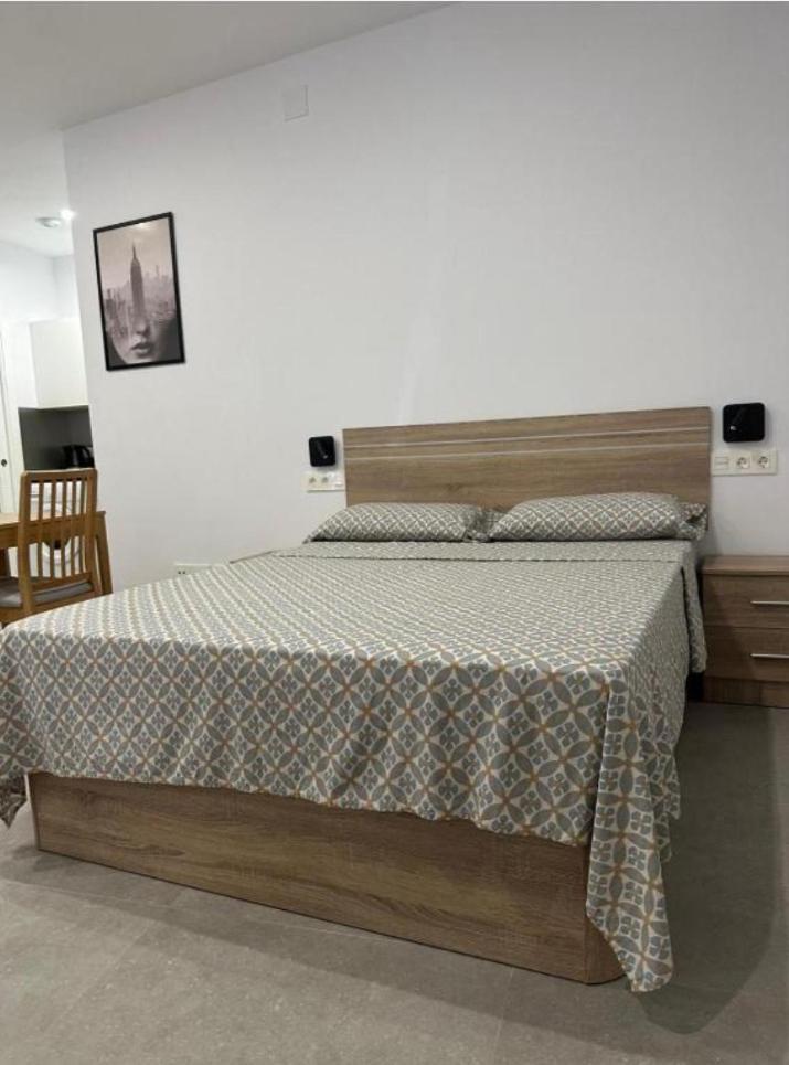 Estupendo Piso A 5 Min De La Estacion De Bus Y Tren Maria Zambrano Apartment Малага Екстериор снимка