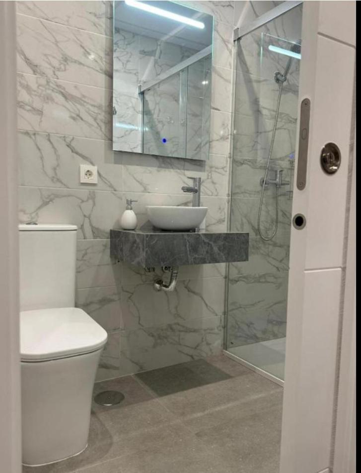 Estupendo Piso A 5 Min De La Estacion De Bus Y Tren Maria Zambrano Apartment Малага Екстериор снимка